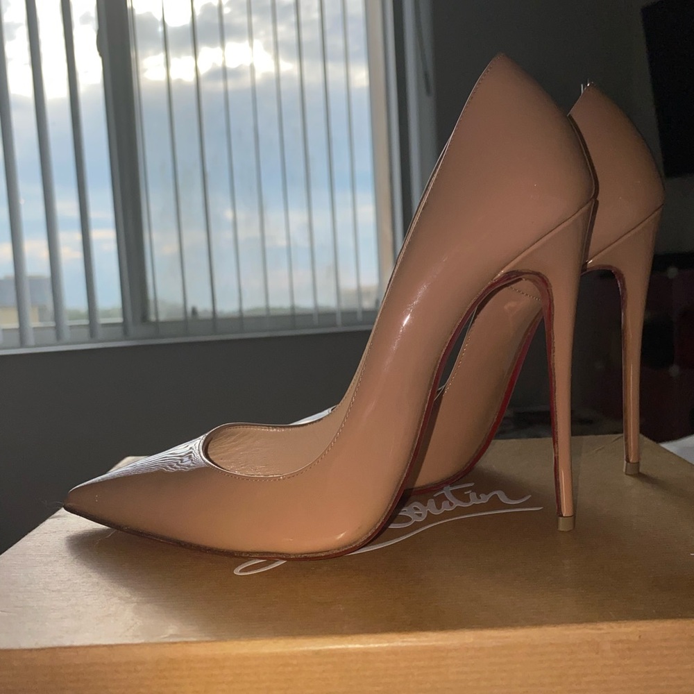 Louboutin So Kate Nude Patent 120mm size 37.5
